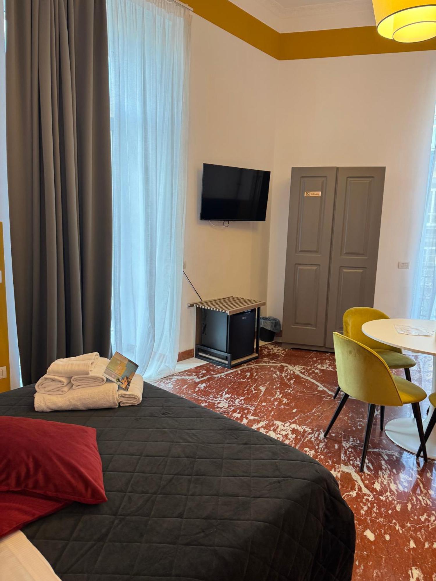 Rettifilo 311 Ξενοδοχείο Νάπολη Εξωτερικό φωτογραφία